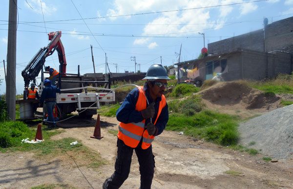 Llevan energía eléctrica a zonas vulnerables de Chimalhuacán 