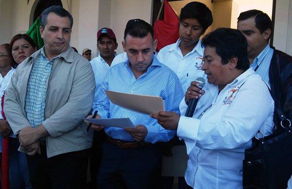 Entregan antorchistas pliego petitorio en nueva administración municipal de Tequila