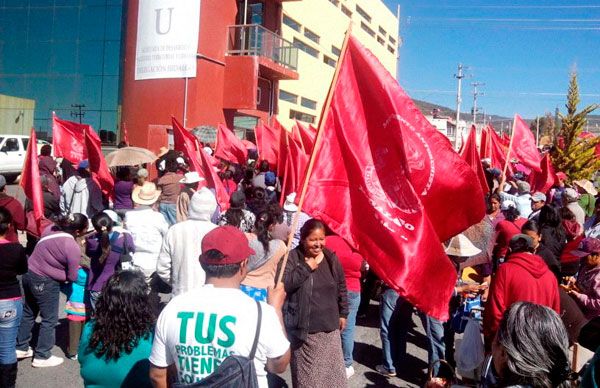 Entregarán bonos de vivienda a familias huastecas