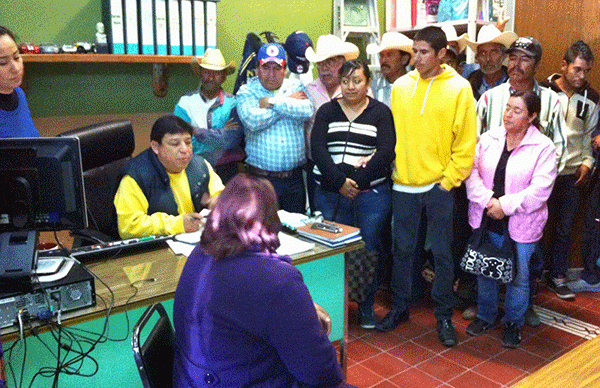 Campesinos solicitan al IMSS mejora en los servicios de salud