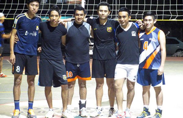 Deportistas quintanarroenses presentes en el XI Torneo Nacional de Volibol