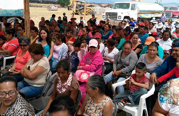 Homenajean a madres de la colonia Antorcha Popular 1 de Ciudad Guzmán