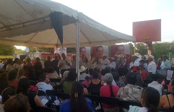 Antorchistas de la zona rural se reúnen con candidato a la presidencia de Culiacán