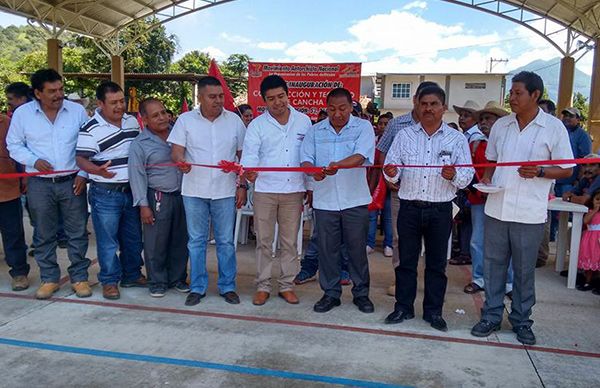 Inaugura Antorcha Campesina auditorio en Guadalupe Nuevo Tenochtitlán