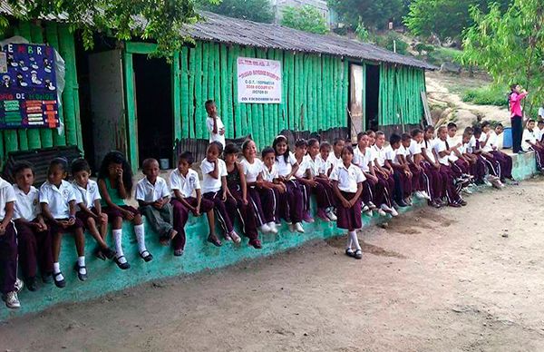 Graco Ramírez, incongruente en educación: Antorcha 