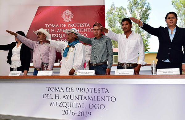 Toman protesta cuatro regidores antorchistas en El Mezquital