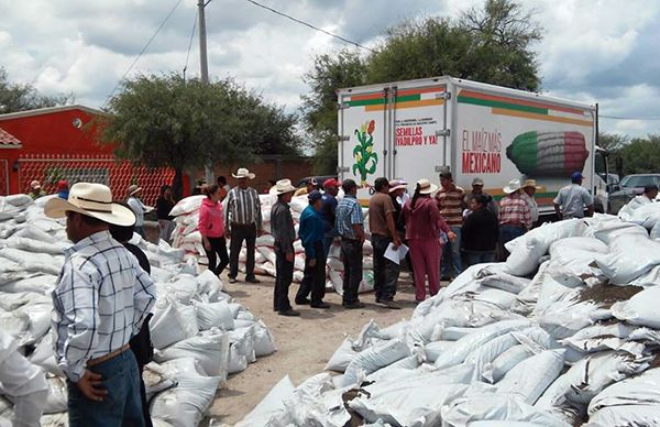  Llegan a Los Altos de Jalisco apoyos al campo gestionados por Antorcha