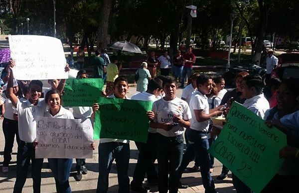   Antorchistas de Jaumave logran compromiso del alcalde para trámite del terreno para COBAT