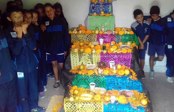 Ofrenda a Manuel Serrano Vallejo