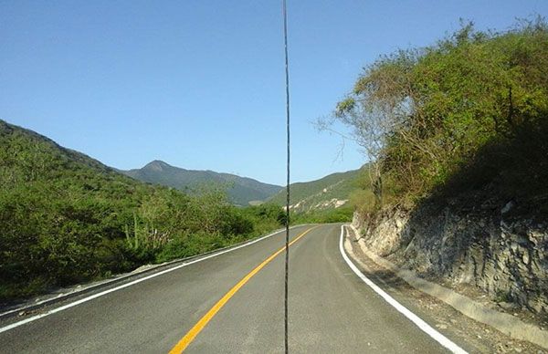 Concluye obra carretera en la Sierra de Amula