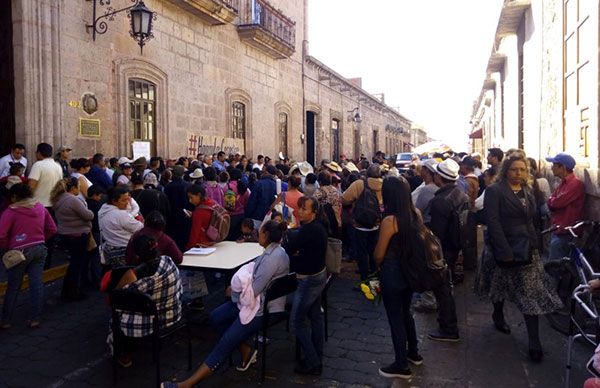 Hubo cuatro protestas simultáneas ante oficinas municipales de Morelia