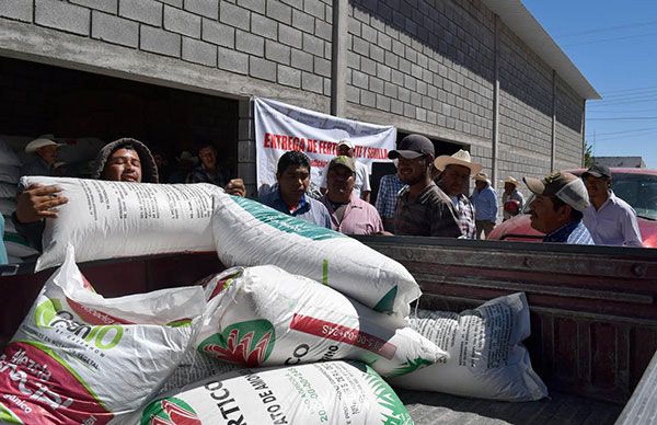  Entrega Antorcha 450 paquetes de agroincentivos en Simón Bolívar