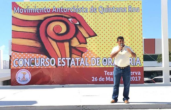 Quintanarroenses realizan concurso estatal de Oratoria