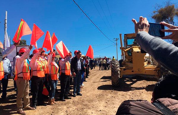 Inicia construcción de carretera Huexoyucan-Tenexyecac