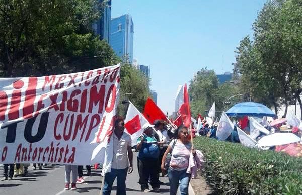 Guanajuatenses se sumaron a la marcha de los 10 mil en la CDMX