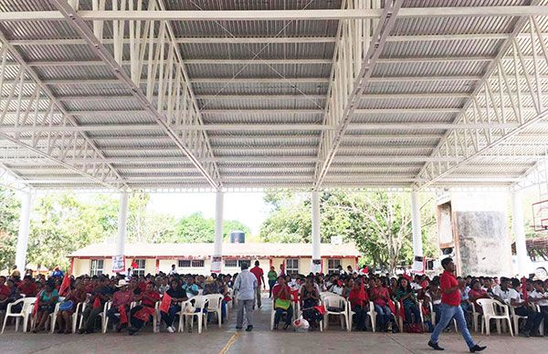 Inauguran techado de la preparatoria San José del Progreso 