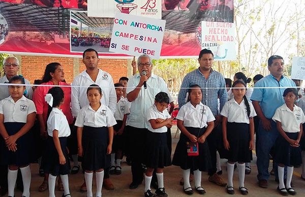 Inauguran obras de infraestructura educativa en La Costa