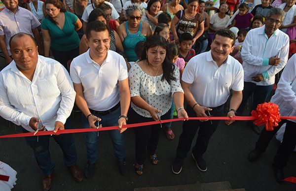 Inauguran obras y servicios en Kanasín