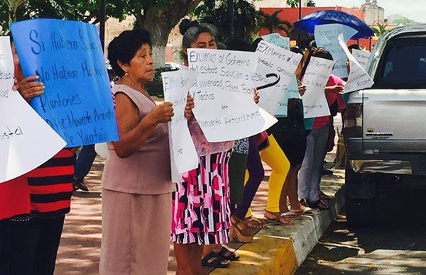 Realizan cadenas humanas para denunciar la incongruencia de autoridades estatales