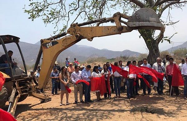 Arranca construcción de albergue cultural en Autlán