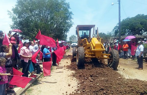  En Amatitán inicia la rehabilitación y la construcción de más infraestructura rural