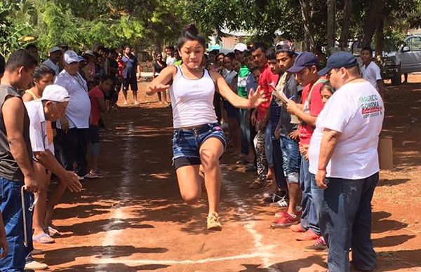  Niños y jóvenes se preparan para justa deportiva nacional 