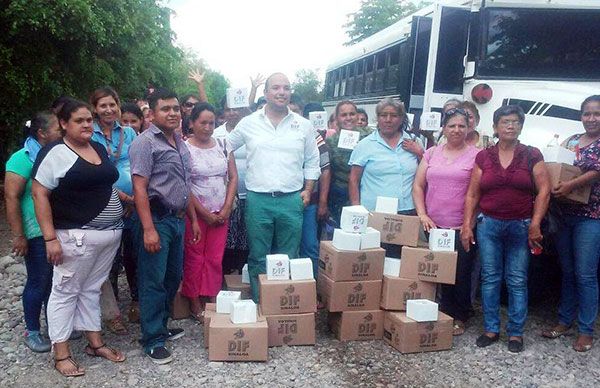 Guasavenses beneficiados con apoyos alimenticios