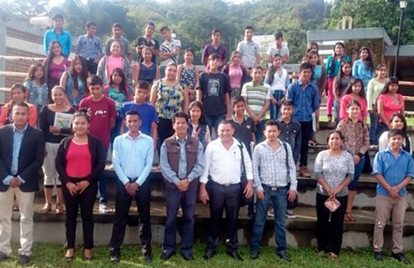 Inician clases en el CBTa 110 de Cuautitlán de García Barragán  