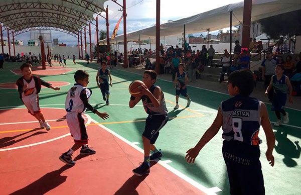 Concluye con éxito el primer día del XII Torneo Nacional de Básquetbol