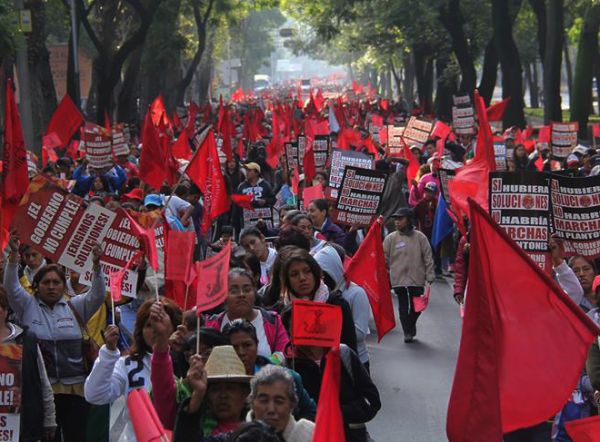 Antorcha con el pueblo triunfará...