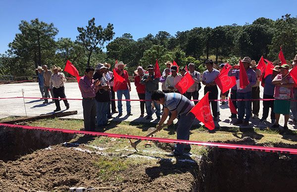 Lucha antorchista da fruto en San Pedro de los Molinos