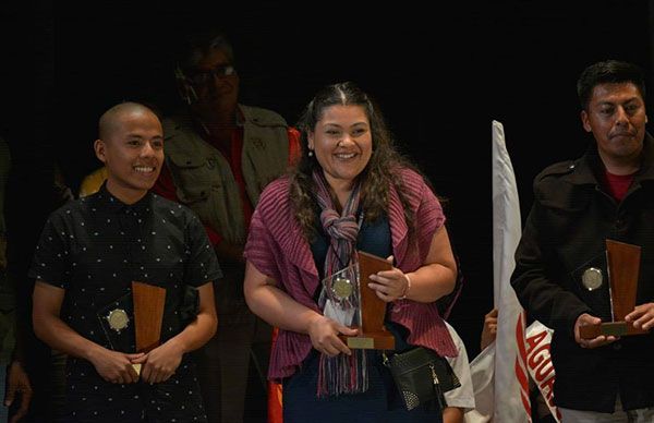 Galardonan a tapatíos con Mejor Actriz y Mejor Puesta en Escena en la Nacional de Teatro