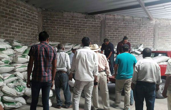 Campesinos del sur de Jalisco resultan beneficiados con paquetes tecnológicos