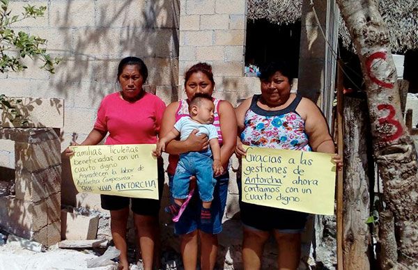 Cien familias del suroriente yucateco reciben  material para vivienda