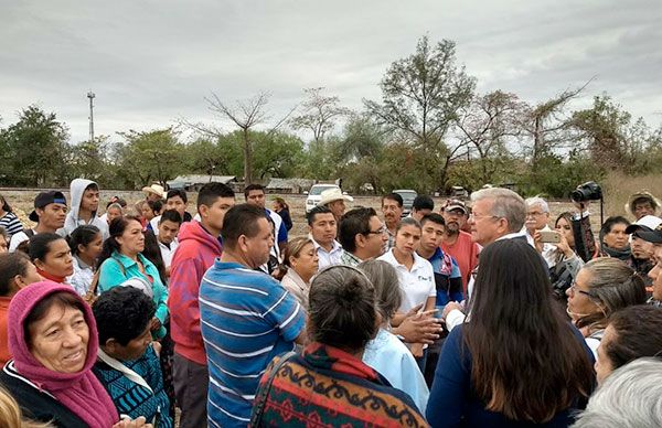  Una vez más, antorchistas y estudiantes solicitan audiencia con el edil de González