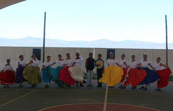  Impulsan actividades culturales en la colonia Antorcha Popular Uno