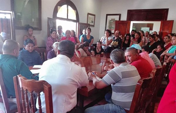 Edil de Tacámbaro no atiende la necesidad de familias afectadas por aguas negras