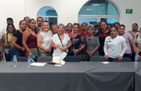 Se capacitan familias beneficiadas de proyectos productivos