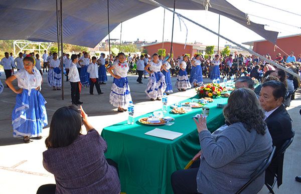 Celebra CEMACM la lucha organizada para beneficio de la educación