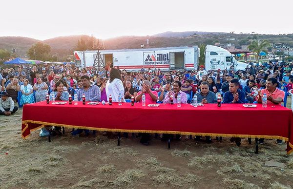 Celebran 30 años de compromiso y lucha social en la colonia Mártires de Antorcha