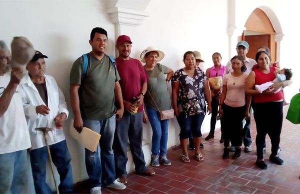 Campesinos de San Blas solicitan a Candy Yescas, obras y servicios