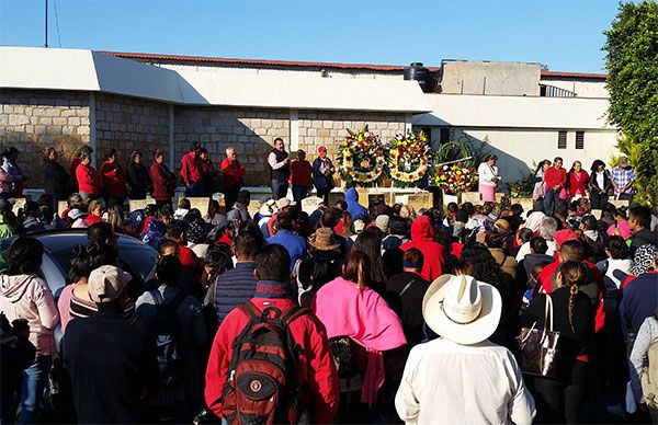 Conmemoran antorchistas michoacanos 28 aniversario luctuoso del biólogo Wenceslao Victoria Soto