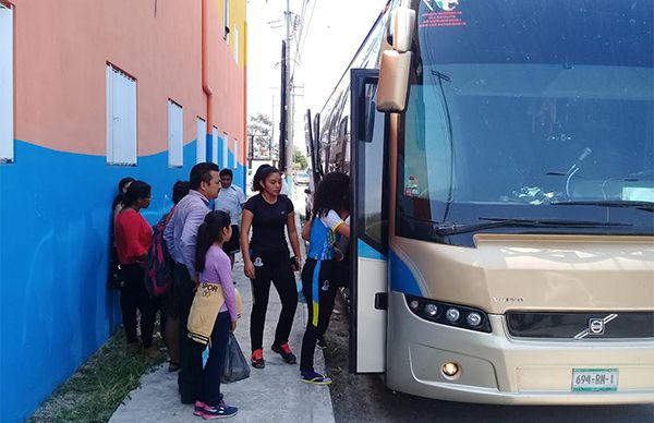 Delegación quintanarroense rumbo al XIII Torneo Nacional de Voleibol