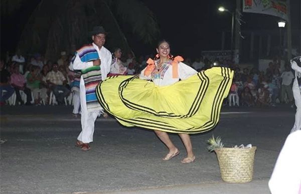 Exitosa presentación del Ballet Estatal antorchista en la Feria de la Mojarra 2019