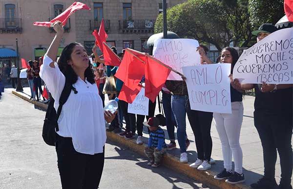 Antorcha Magisterial y estudiantes se movilizan por demandas