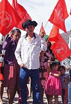 45 años de luchar al lado del pueblo