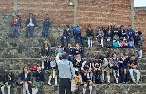 Con club de danza se fomenta la cultura en las colonias pobres de Pátzcuaro