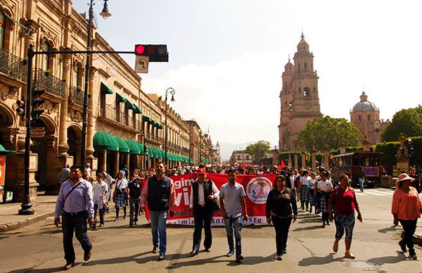 Ante la política de oídos sordos de Raúl Morón, siguen las protestas antorchistas