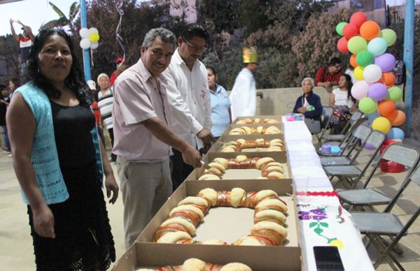 Festejan Día de Reyes en San Pedro Ixtlahuaca