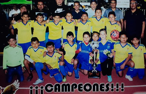 Guerrero campeón en futbol infantil 